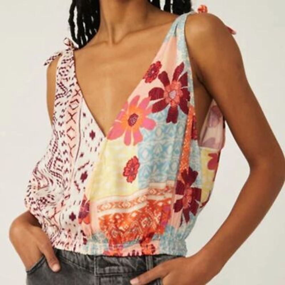 FREE PEOPLE "Tied To You" Shoulder-Tied WRAP CROP Tank Top FLORAL Size LARGE